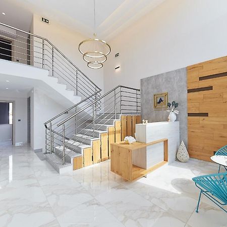 Albatros Luxury Suites Vrasná 외부 사진