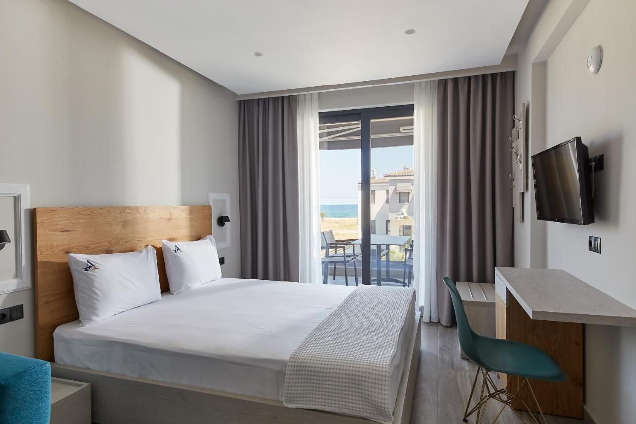 Albatros Luxury Suites Vrasná 외부 사진